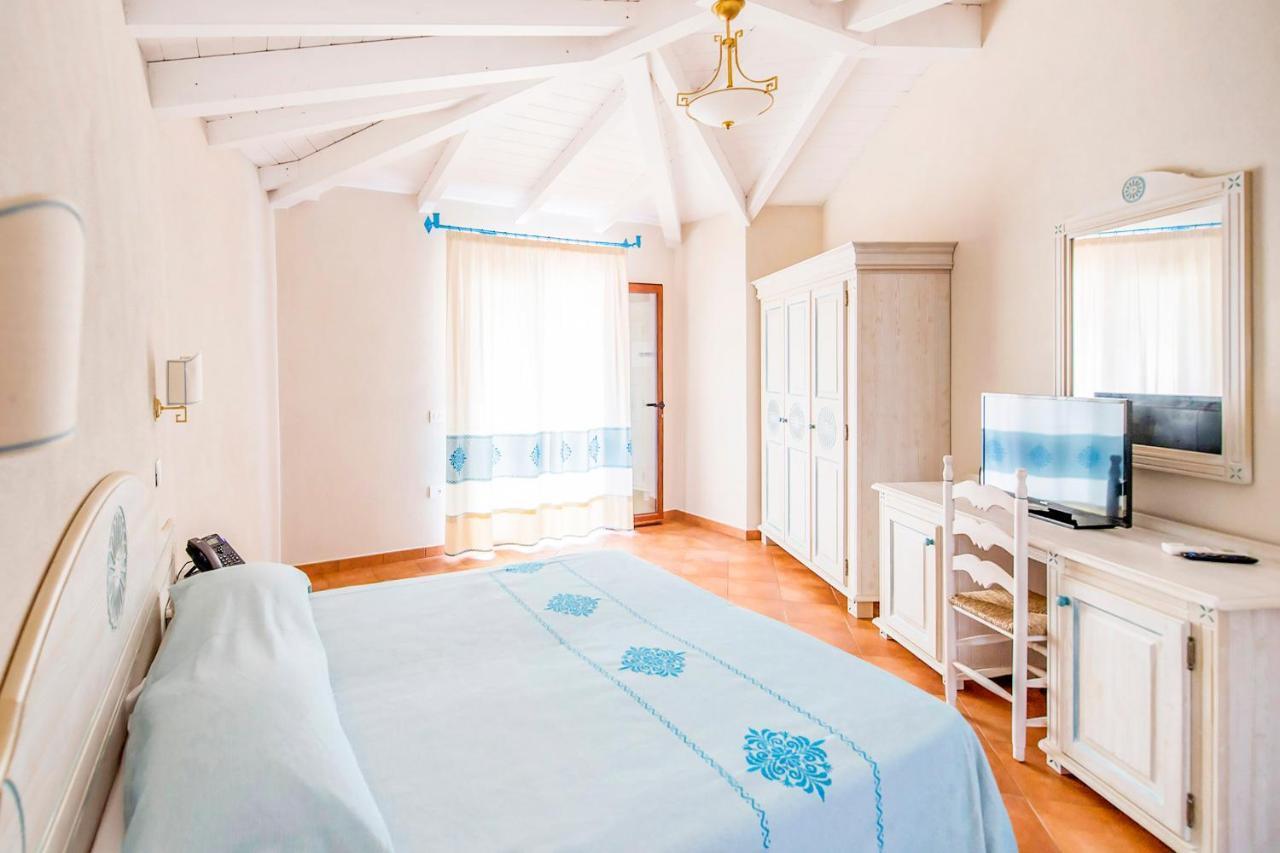 Marina Torre Navarrese Resort Santa Maria Navarrese Ngoại thất bức ảnh